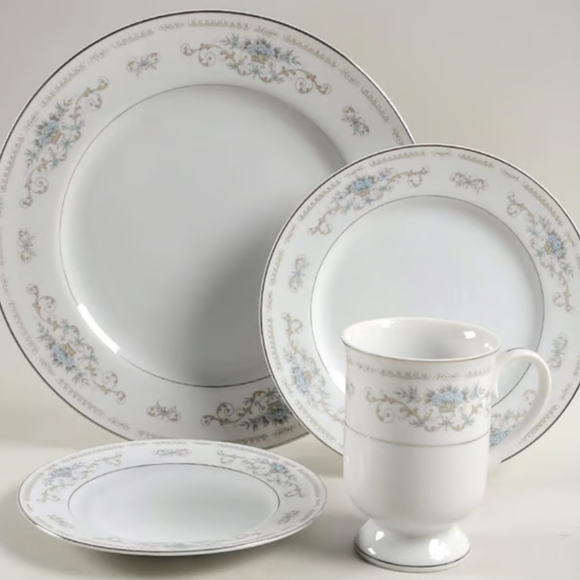 Diane by Fine China of Japan Blue Flower Scrolls - Set of 4 Footed Coffee Cups - Picture 4 of 16